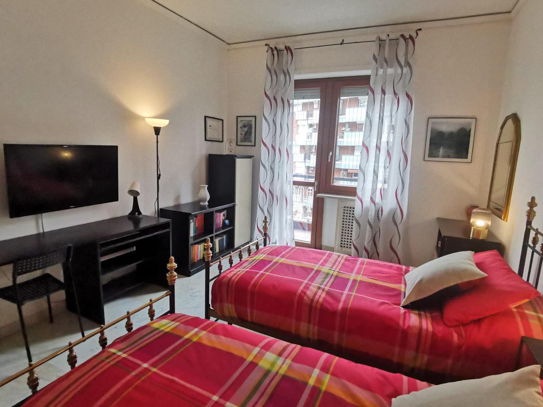 L'Artista A Torino - Stay In Lingotto, 20 Min From The Center ภายนอก รูปภาพ